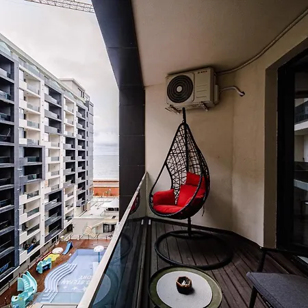 Apartment Seaside Splendor *