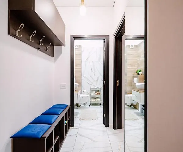 Seaside Splendor Apartment Navodari